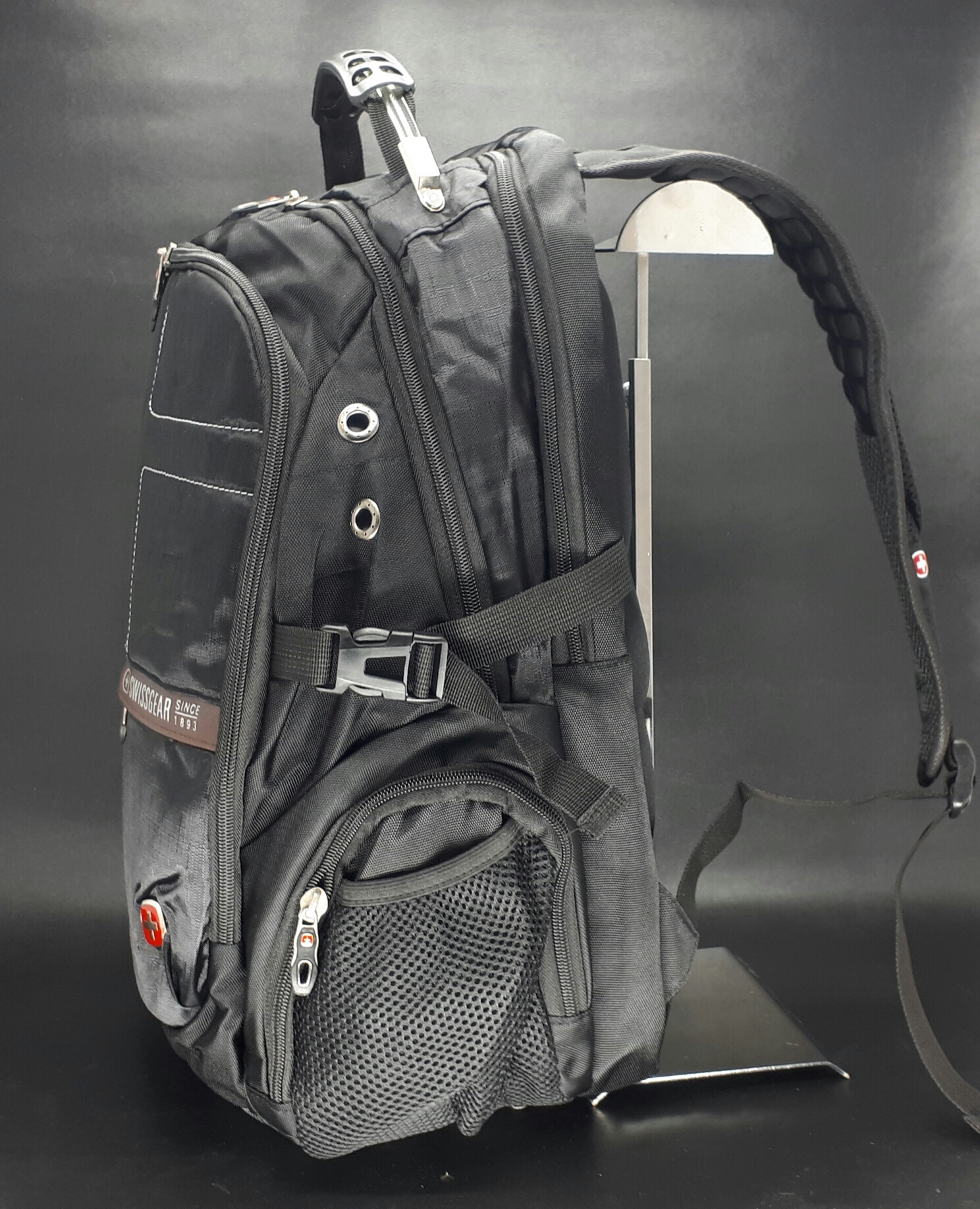 SwıssGear Fonksiyonel Sırt Çantası SG8820