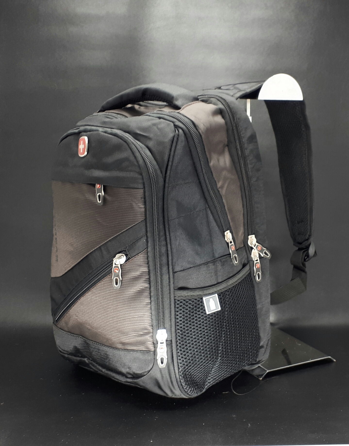 SwissGear Fonksiyonel Sırt Çantası SG811