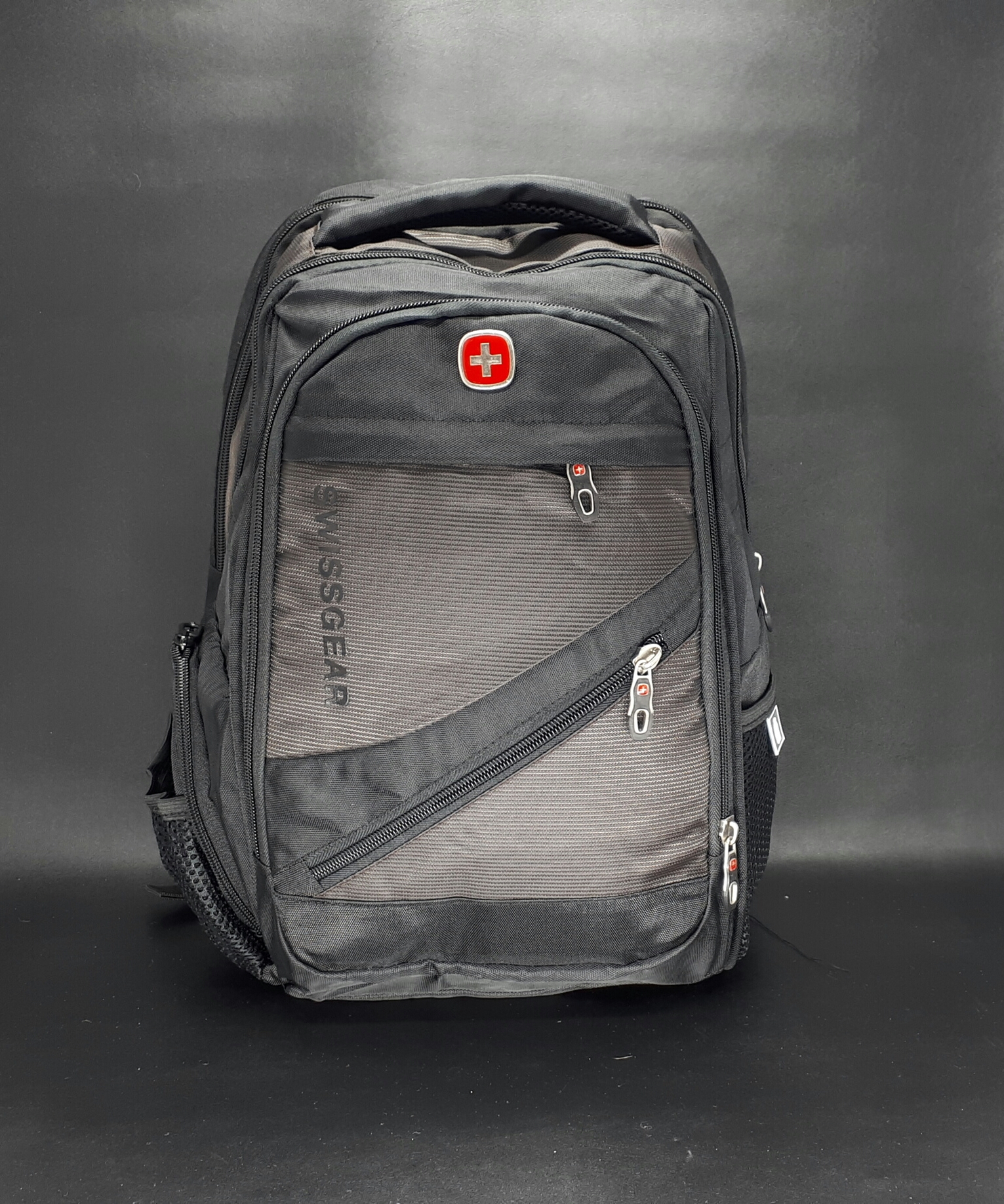 SwissGear Fonksiyonel Sırt Çantası SG811