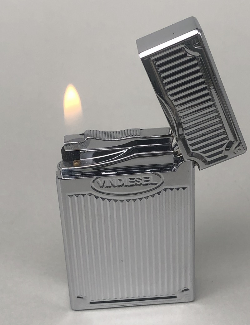 Dupont Tarz Lüx Çakmak Gümüş Renk