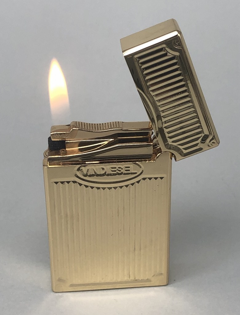 Dupont Tarz Lüx Çakmak Altın Renk