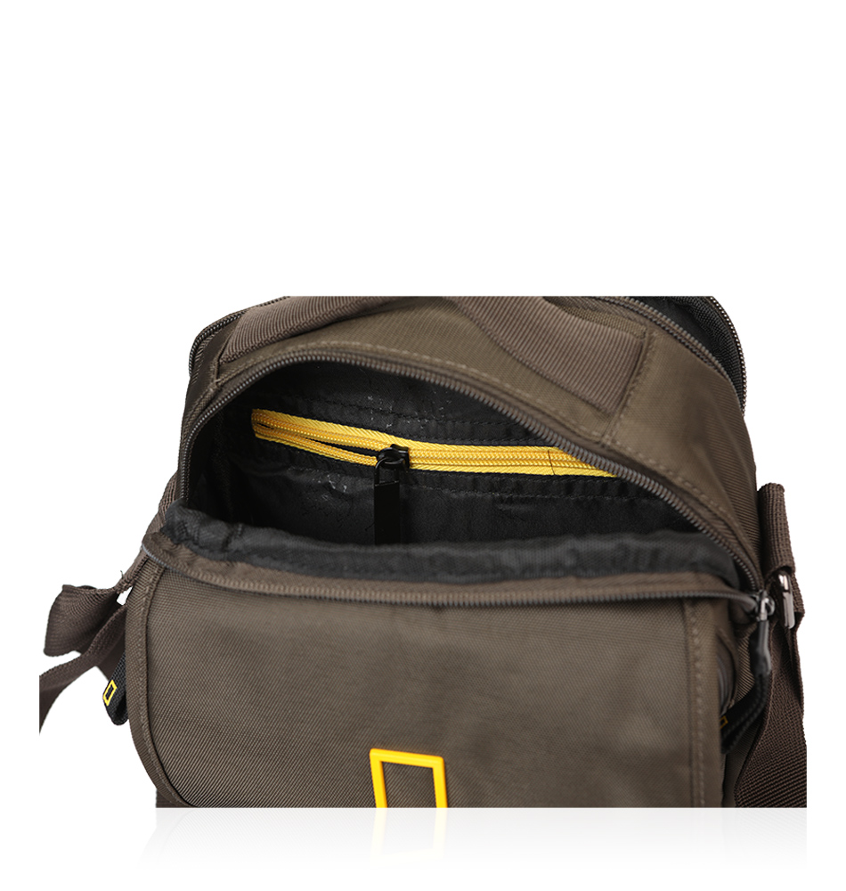 National Geographic Tokalı Postacı Askılı Çanta Haki