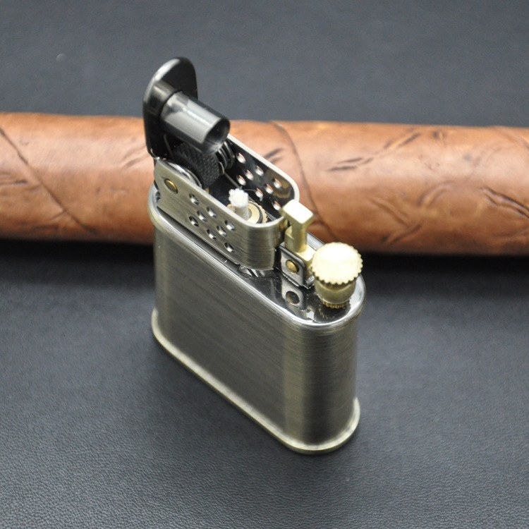 Zorro Sm-534T Saf Bakır Benzinli Retro Çakmak Gümüş