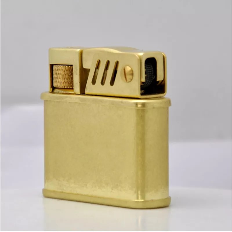 Zorro Sm-549T Benzinli Retro Çakmak Altın Renk