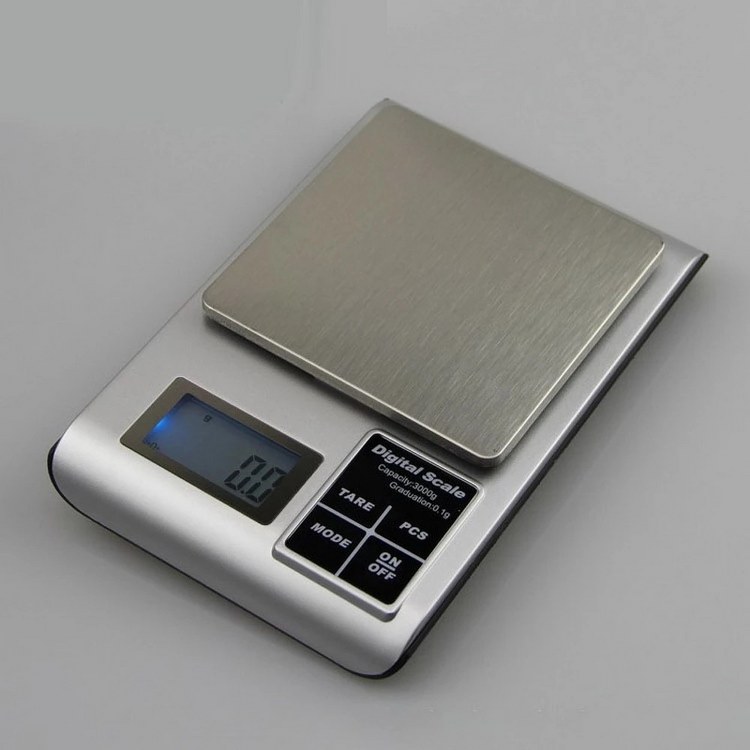 Hassas Dijital Terazi 500 ile 0.01 Gram Hassasiyetli